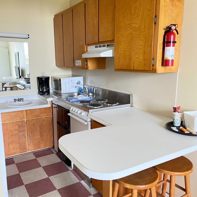 Image 2 for King Studio