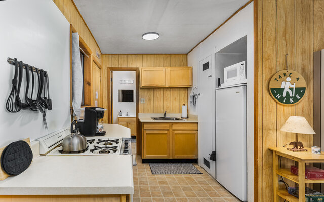 Image 4 for Teddy Bear Cabin