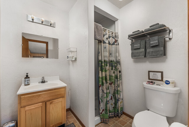 Image 7 for Teddy Bear Cabin