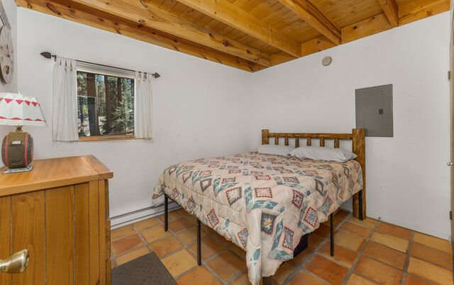 Image 12 for Deer Trail Vacation Home