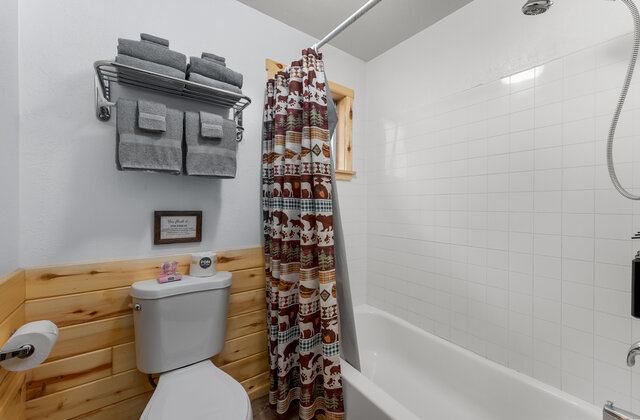 Image 11 for Panda Bear Cabin