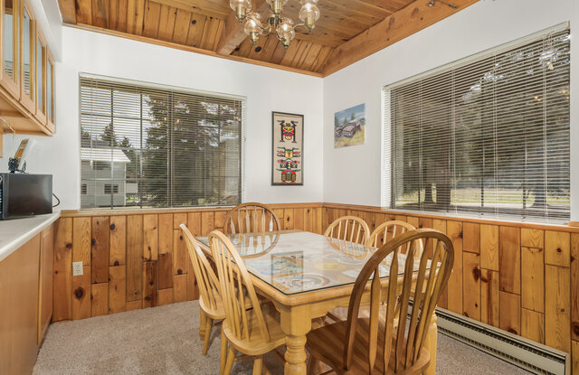 Image 9 for Ponderosa Creekside Vacation Home with Cottage