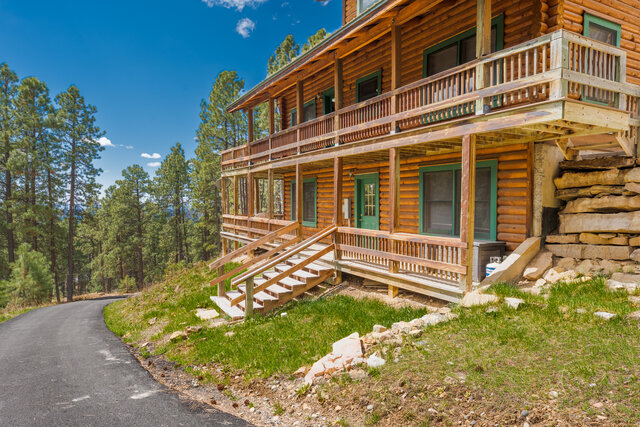 Image 2 for Top of the Pines Vacation Home