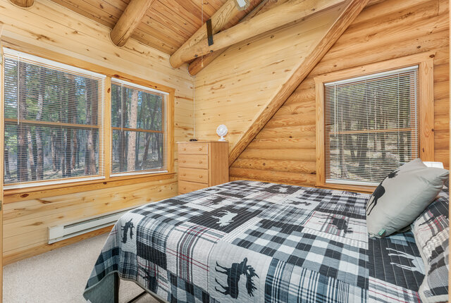 Image 12 for Top of the Pines Vacation Home