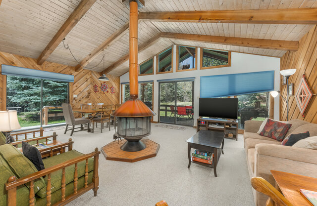 Image 6 for Creekside Vacation Home