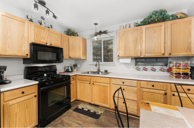 Image 3 for Hidden Pines Vacation Home