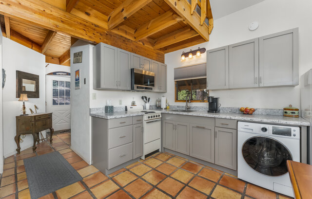 Image 7 for Deer Trail Vacation Home