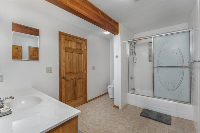 Image 10 for Ponderosa Creekside Vacation Home with Cottage