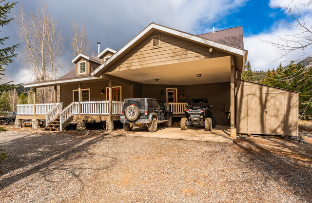 Image 2 for River Song Vacation Home