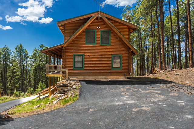 Image 3 for Top of the Pines Vacation Home