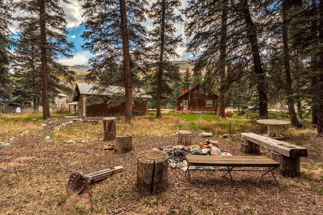 Image 16 for Ponderosa Creekside Vacation Home