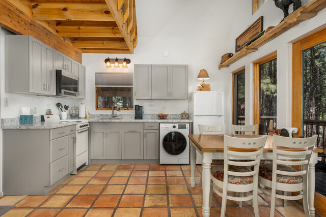 Image 8 for Deer Trail Vacation Home