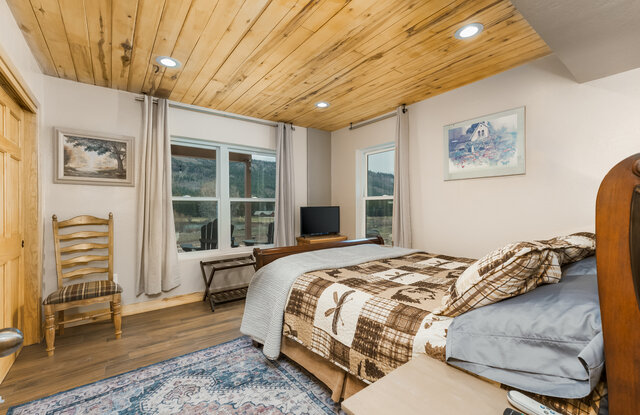 Image 15 for Lost Creek Vacation Home