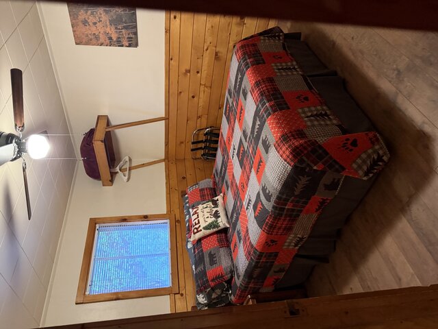 Image 8 for Polar Bear Cabin