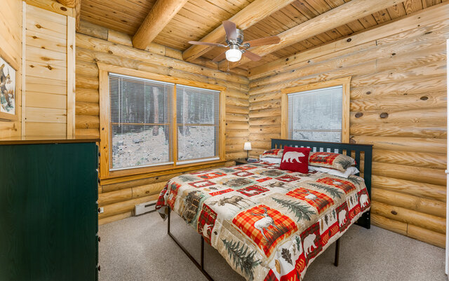 Image 16 for Top of the Pines Vacation Home