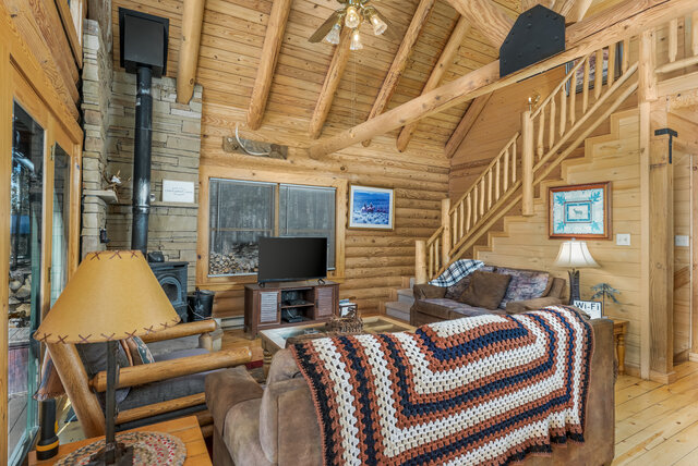 Image 11 for Top of the Pines Vacation Home