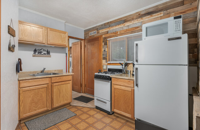 Image 3 for Smokey Bear Cabin