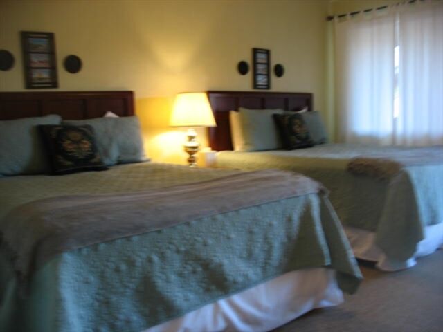 Image 1 for Rm# 14 Two Queen Beds w/mini fridge