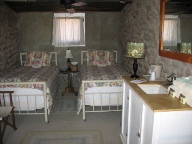 Image 1 for Camp Room 3