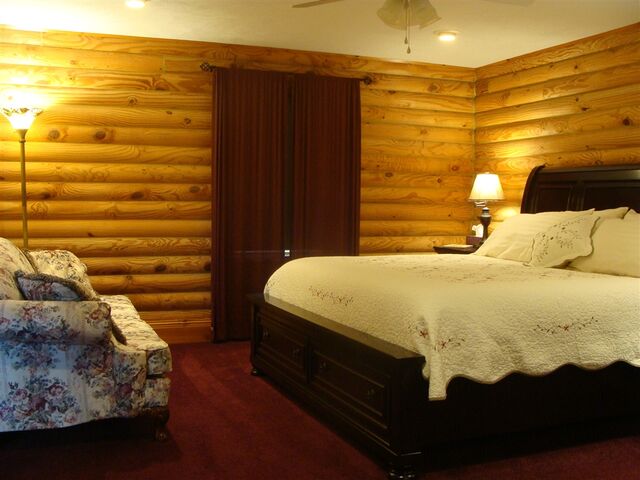 Image 3 for The Vineyard Suite