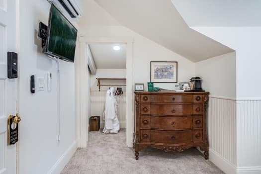 Image 4 for Room 309