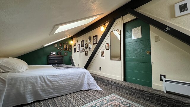 Image 1 for Lodge 10