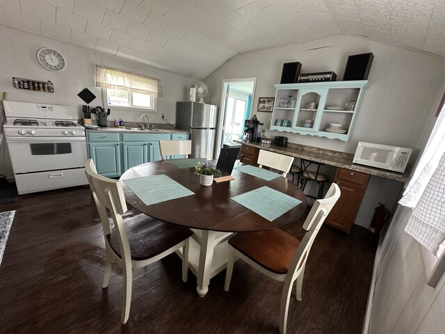 Image 3 for Island Watch Cottage