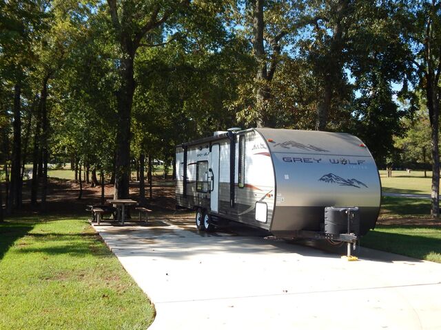 Image 3 for 54) Back In, Not Water Front Site 54