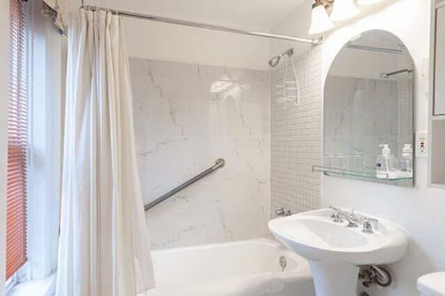 Image 4 for 1-Abigale