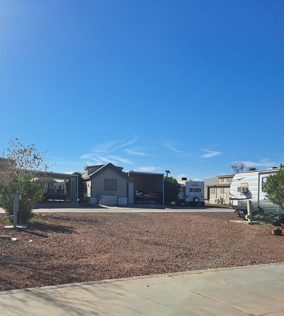 Image 1 for B15 PullThrough Wifi Site,Full Hook-Ups,30/50 Amps