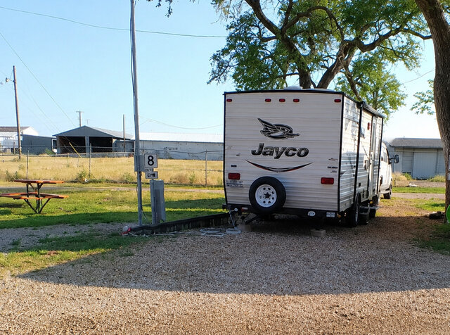 Image 1 for 008) RV Pull-Thru Site