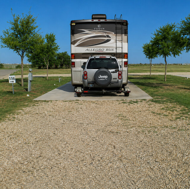 Image 1 for 116 RV Pull-Thru Site