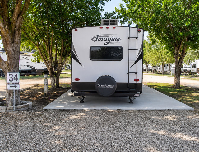 Image 1 for 034) RV Pull-Thru Site