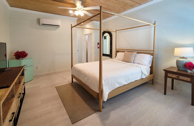 Room 208 - Exuma Yacht Club - Best Bahamas Hotels