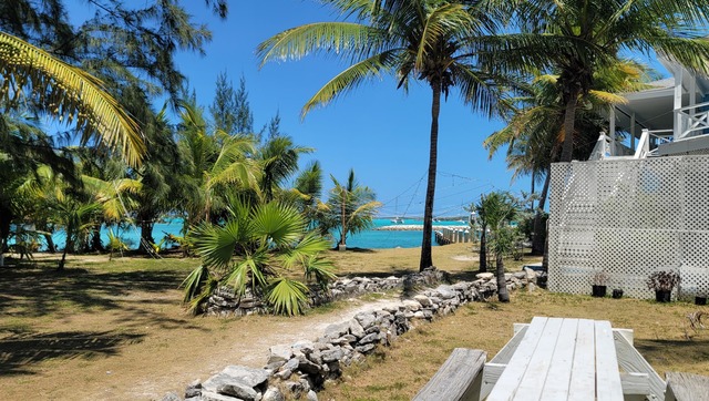 Garden - Exuma Yacht Club - Best Bahamas Hotels