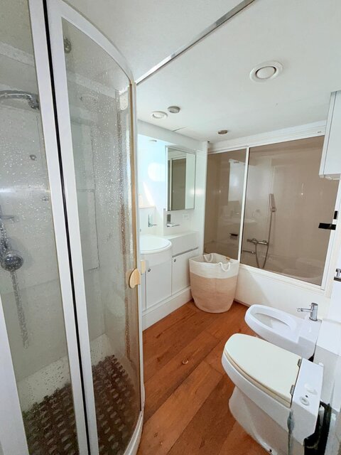 Image 14 for Presidential Suite