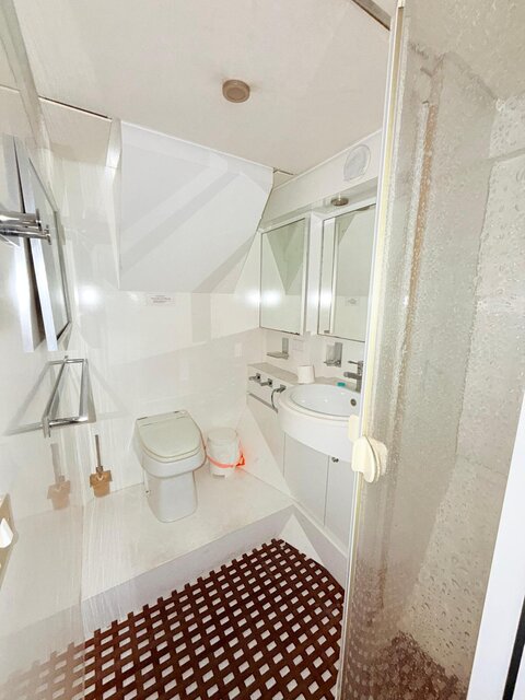 Image 21 for Presidential Suite