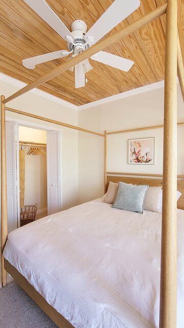 Room 207 - Exuma Yacht Club - Best Bahamas Hotels