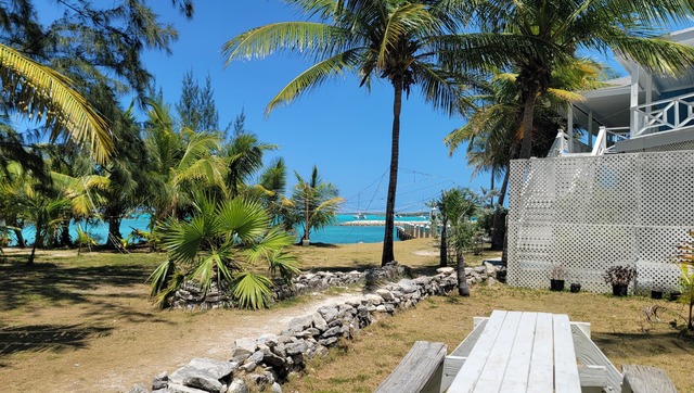 Garden - Exuma Yacht Club - Best Bahamas Hotels