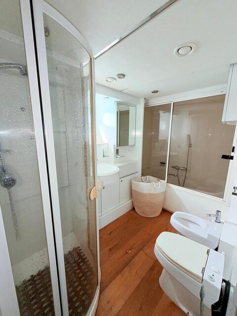 Image 18 for Presidential Suite