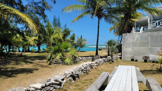 Private Garden - Exuma Yacht Club - Best Bahamas Hotels