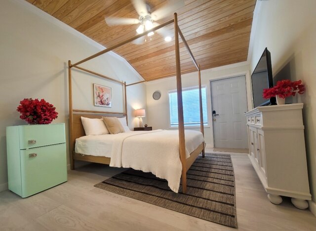 Room 207 - Exuma Yacht Club - Best Bahamas Hotels