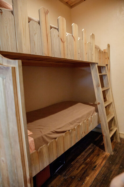 Image 12 for Western Pacific