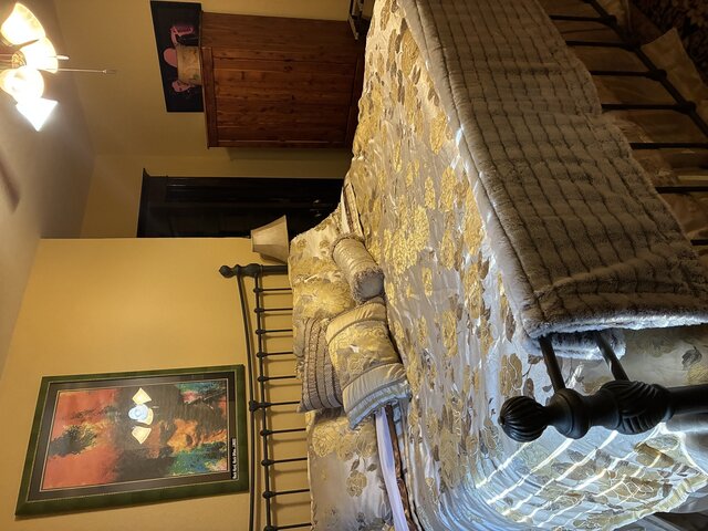 Image 1 for Sunflower Room/R&R