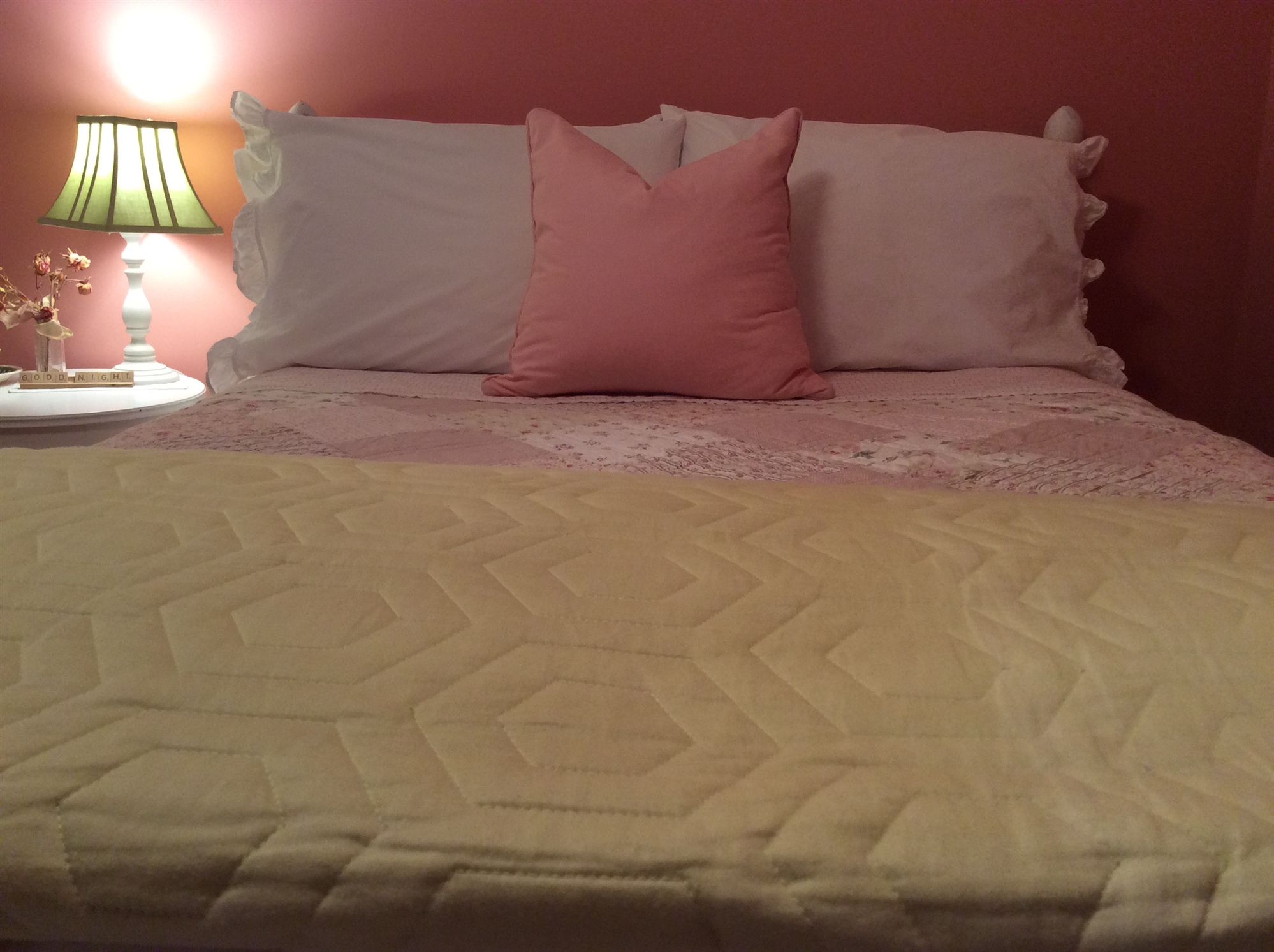 Cottonwood Inn B&BCozy Suites Holland, MI Samuel Rutherford Room