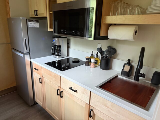 Image 7 for #08 Lupine Safari Tent