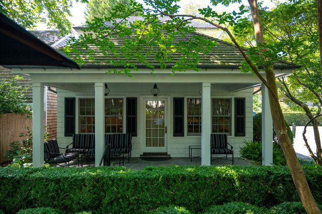 Image 2 for Carriage House