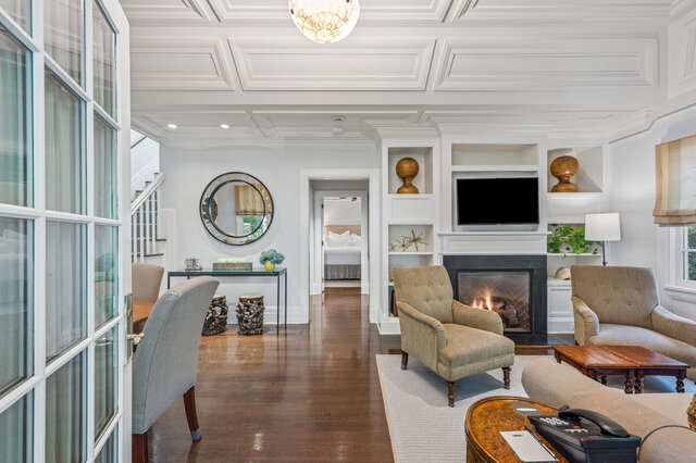 Image 3 for Carriage House