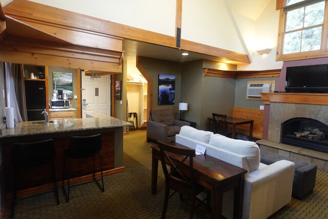 Image 1 for Meadow- 2 Bedroom with Kitchette and Fireplace