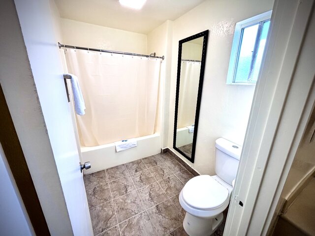 Image 6 for Standard Queen Rooms